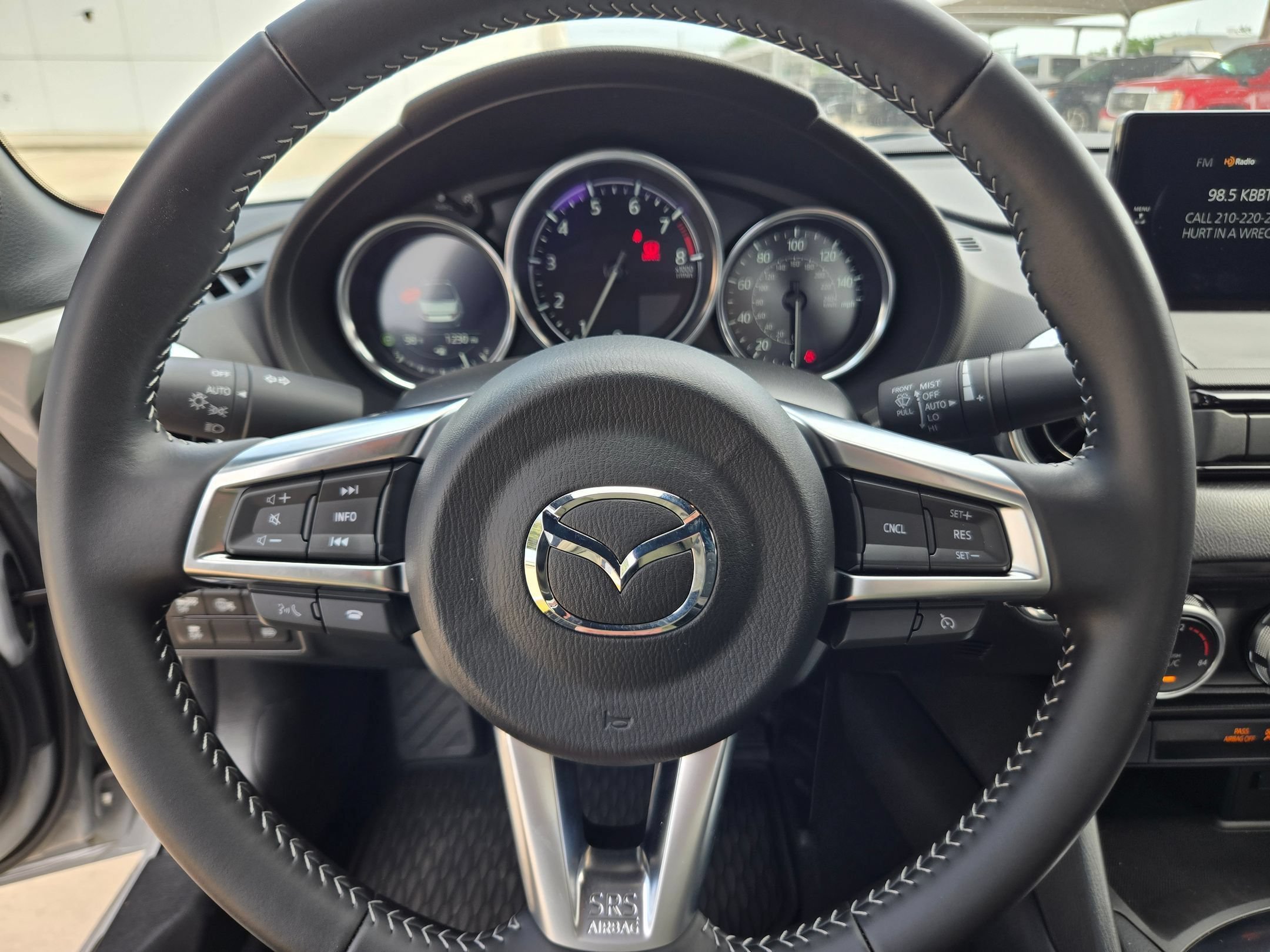 Used 2025 MAZDA MX-5 Miata Grand Touring w/ Weather Package RWD image 11