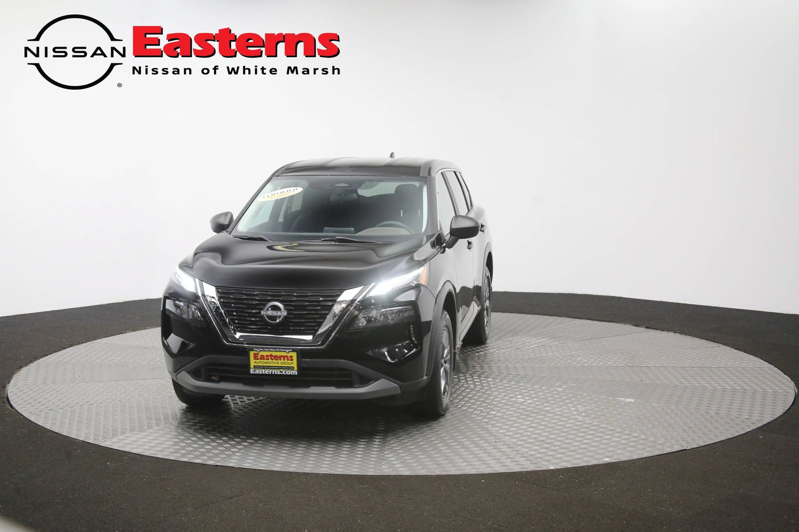 Used 2023 Nissan Rogue S AWD/4WD image 49