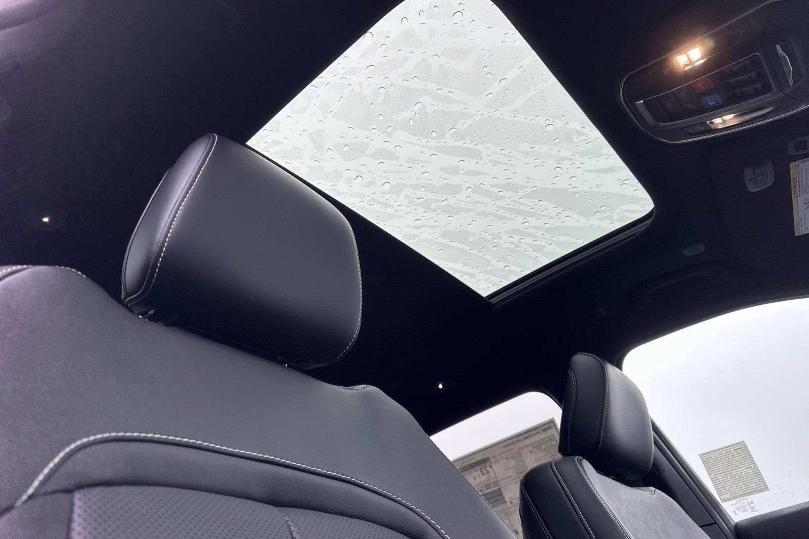 New 2026 Jeep Grand Cherokee Limited image 17