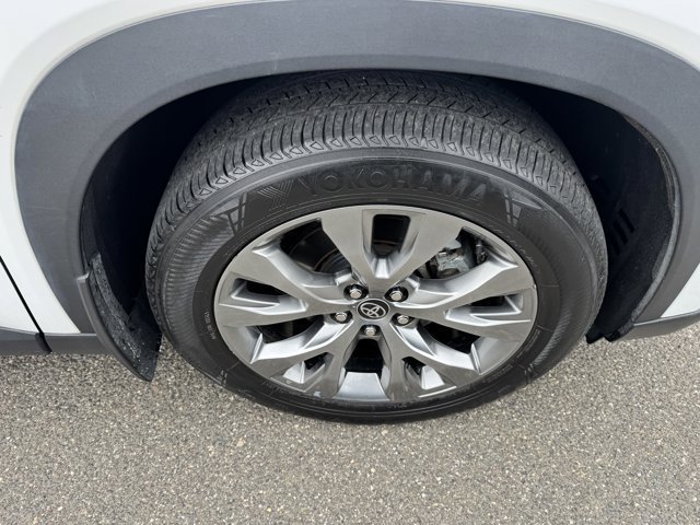 Used 2024 Toyota Grand Highlander AWD image 9