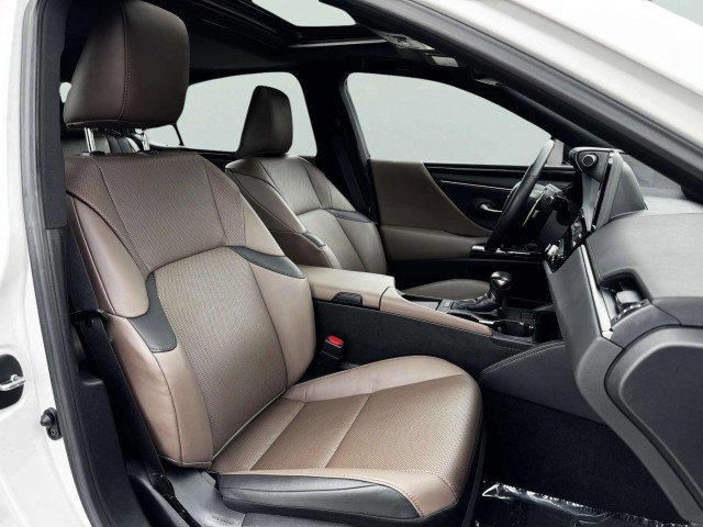 Used 2023 Lexus ES 350 image 46