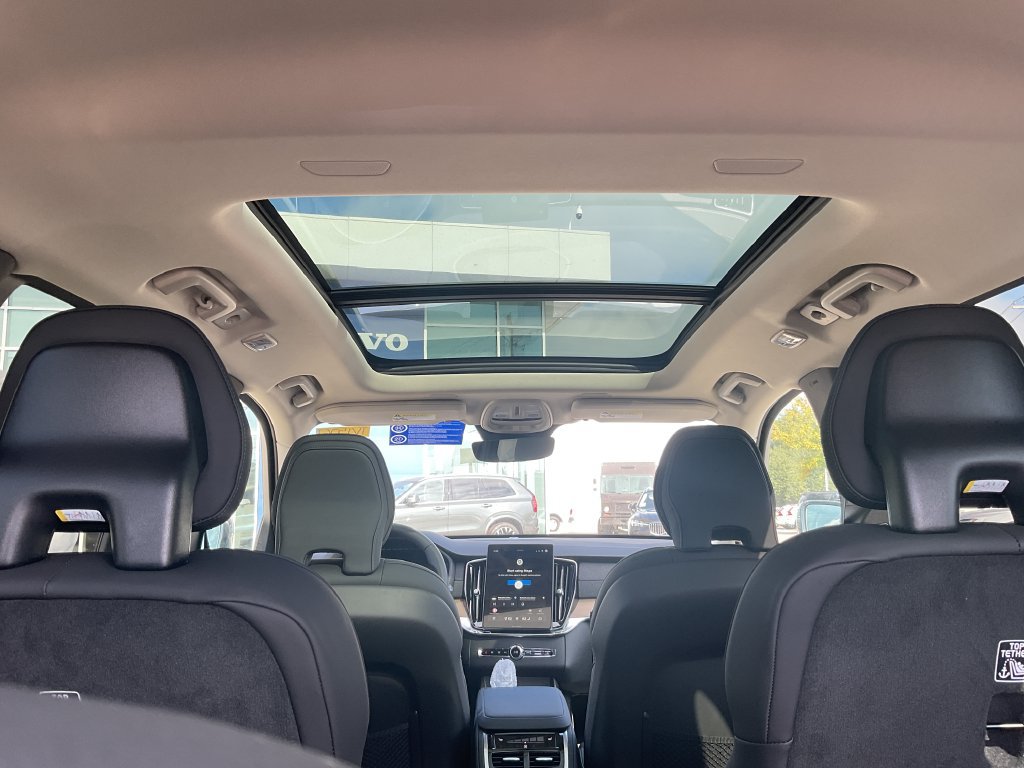 New 2027 Volvo XC90 B6 Plus AWD/4WD image 26