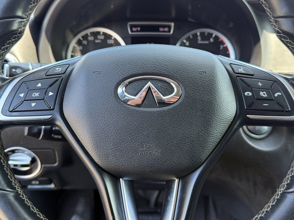 Used 2018 INFINITI QX30 FWD image 18