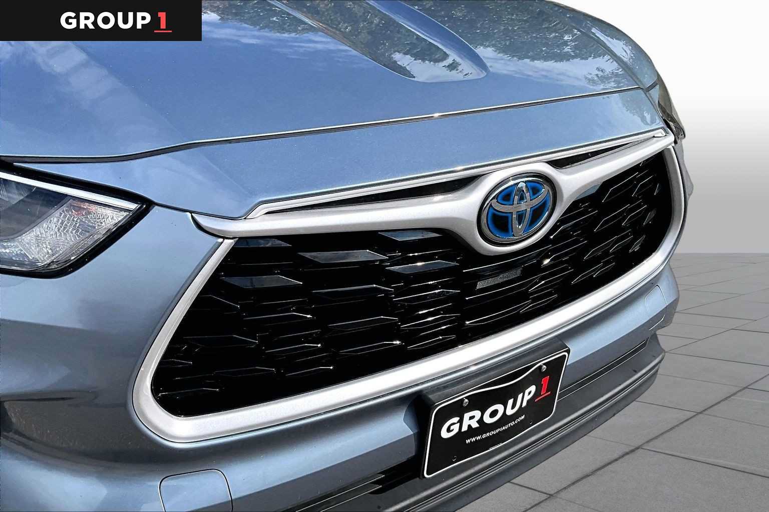 Certified 2020 Toyota Highlander XLE AWD/4WD image 32