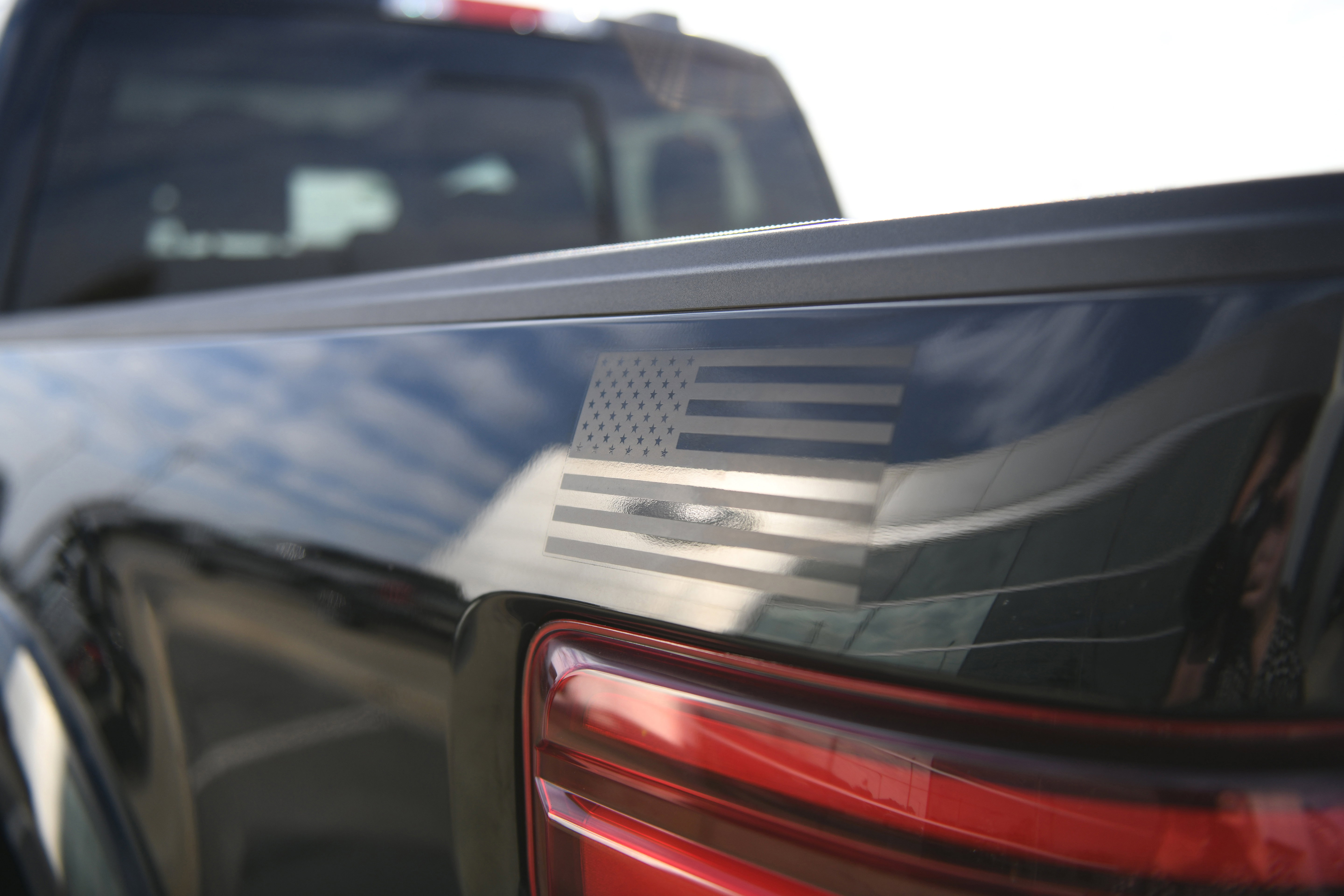 New 2025 Ford F150 Lariat w/ Equipment Group 502A High image 9