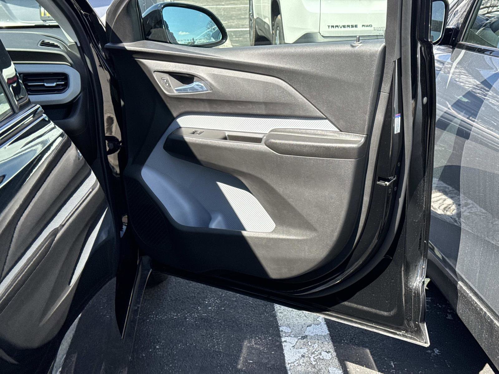 New 2027 Chevrolet Bolt LT w/ Comfort Package image 10