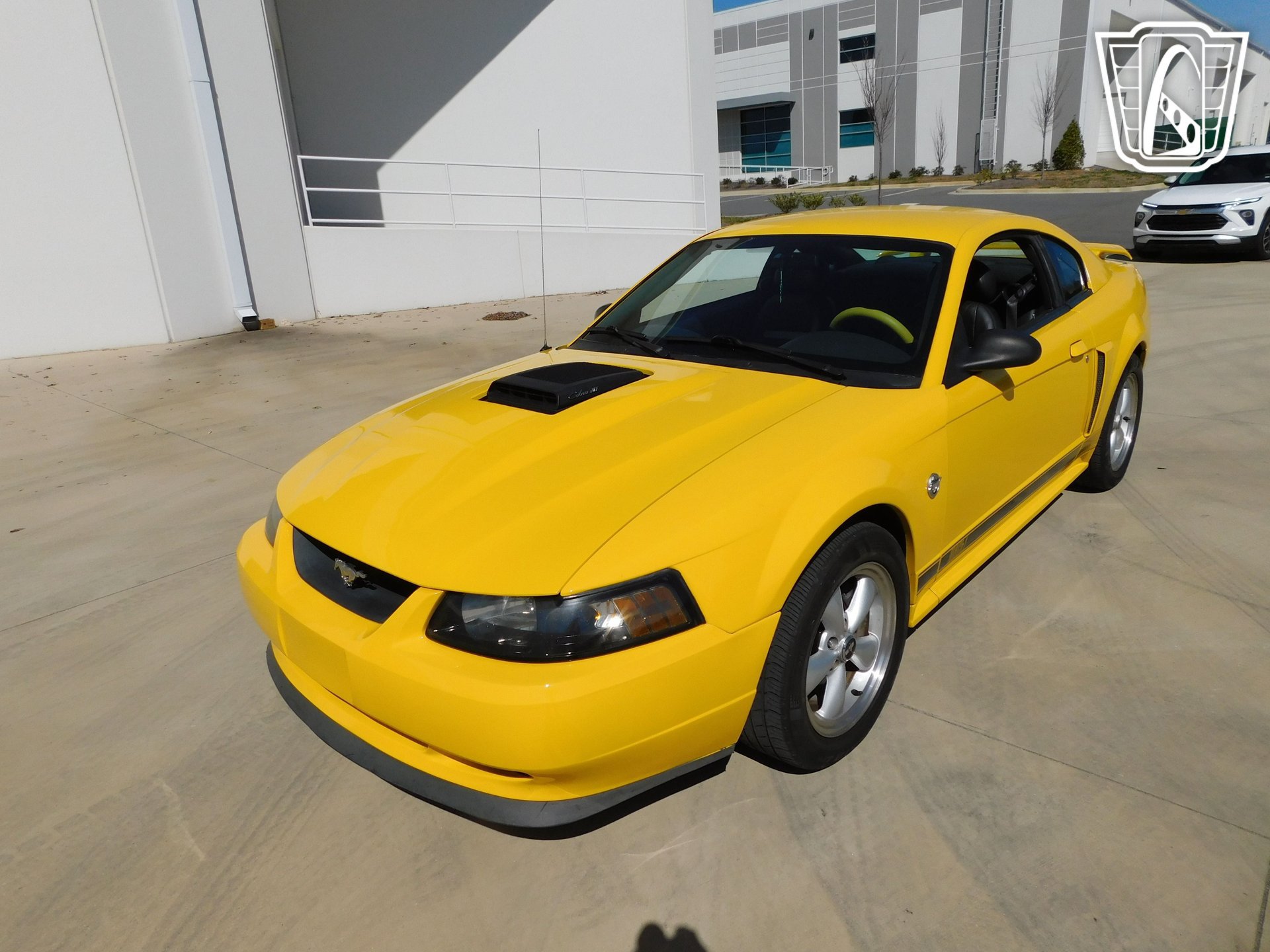 Used 2004 Ford Mustang Mach 1 RWD image 8