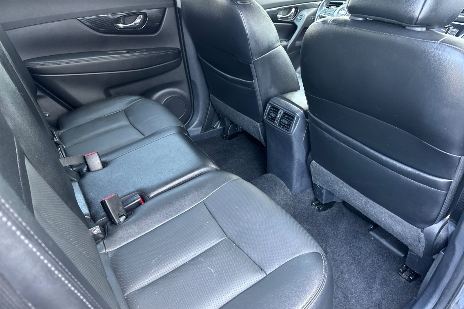 Used 2017 Nissan Rogue SL w/ SL Premium Package AWD/4WD image 33