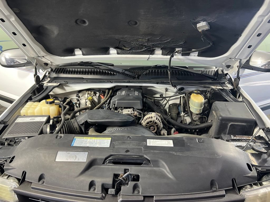 Used 2000 Chevrolet Silverado 2500 LS RWD image 26