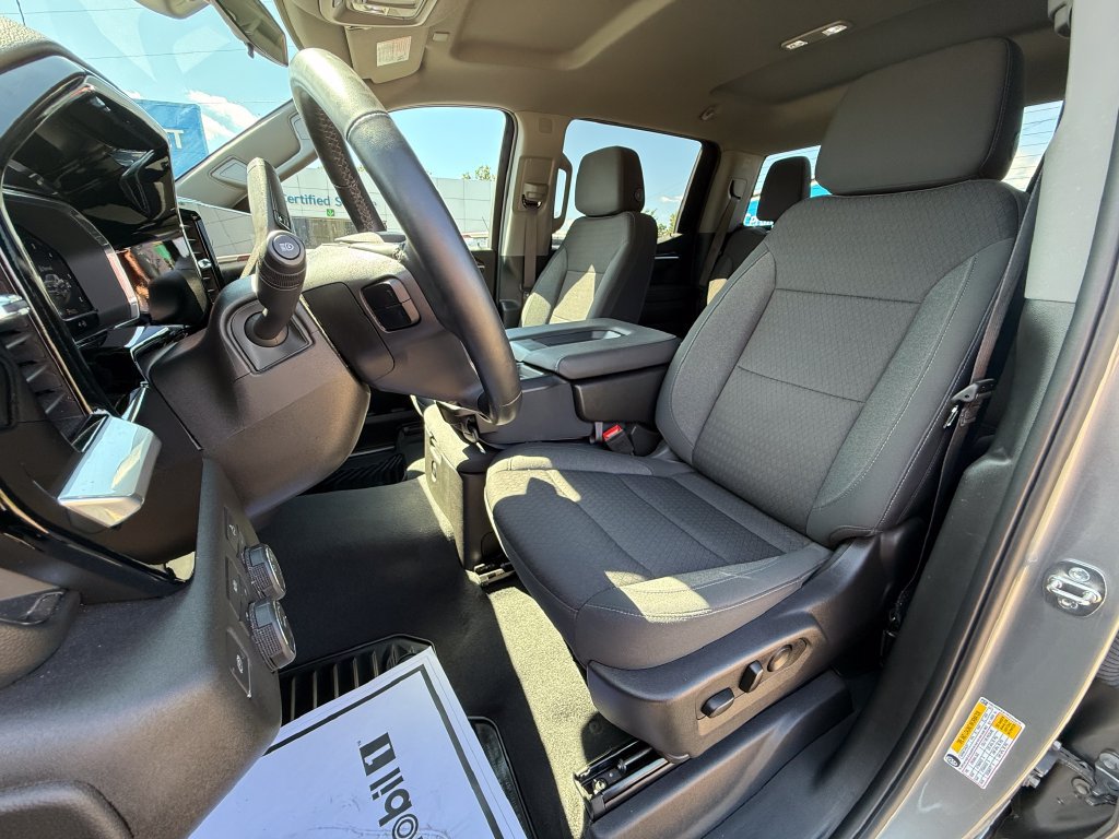 Certified 2024 Chevrolet Silverado 1500 LT AWD/4WD image 17