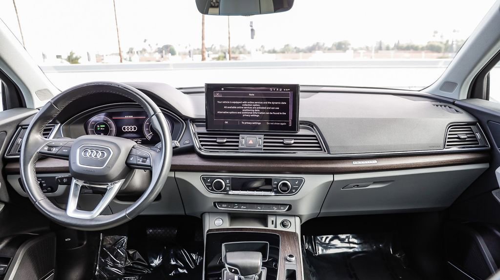 Used 2023 Audi Q5 e Premium Plus w/ Premium Plus Package AWD/4WD image 15