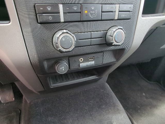 Used 2011 Ford F150 XLT w/ XLT Chrome Pkg AWD/4WD image 16