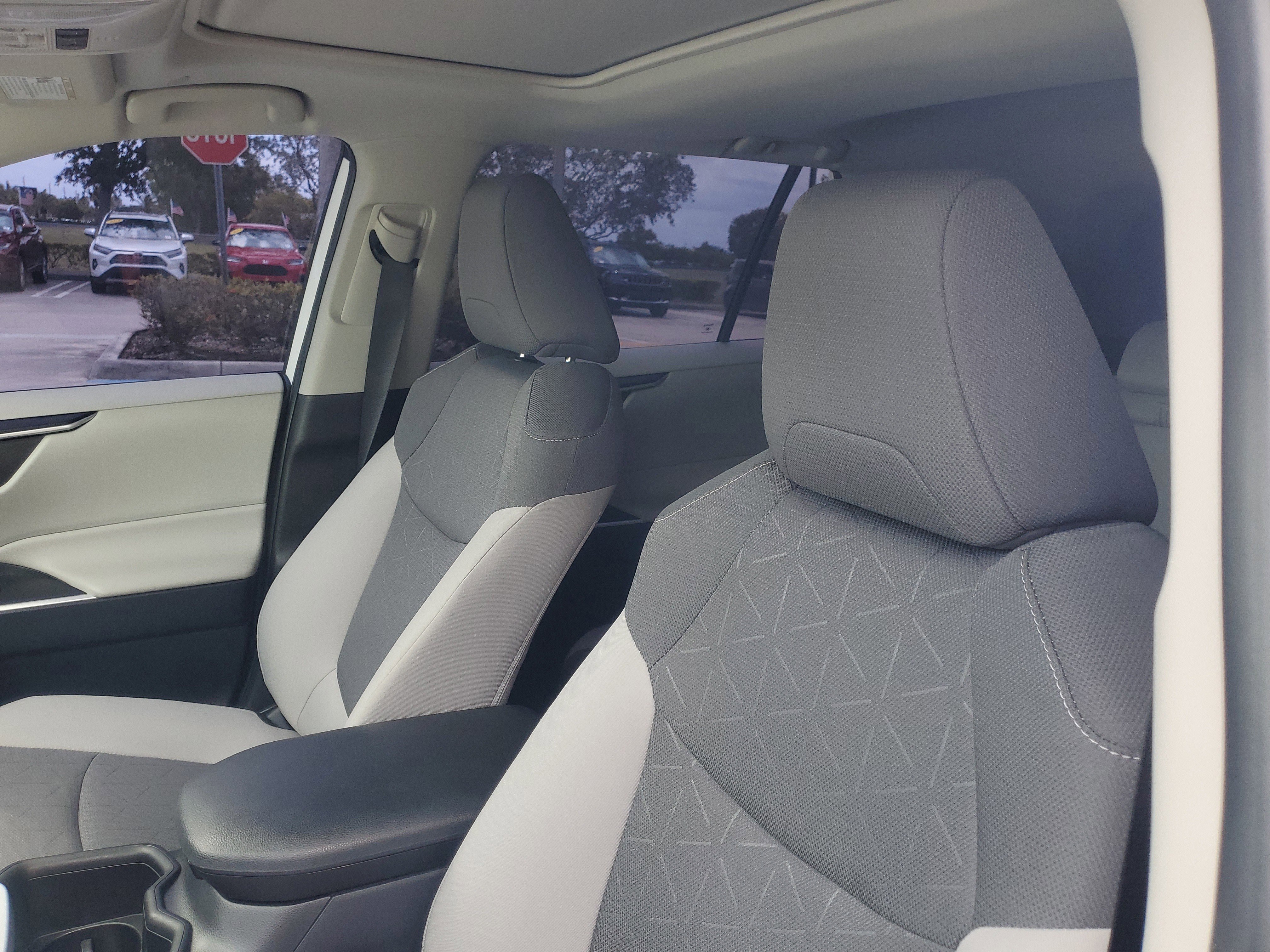 Certified 2024 Toyota RAV4 XLE w/ Convenience Package image 18