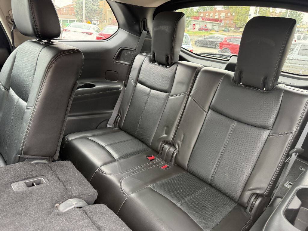 Used 2013 Nissan Pathfinder Platinum AWD/4WD image 25