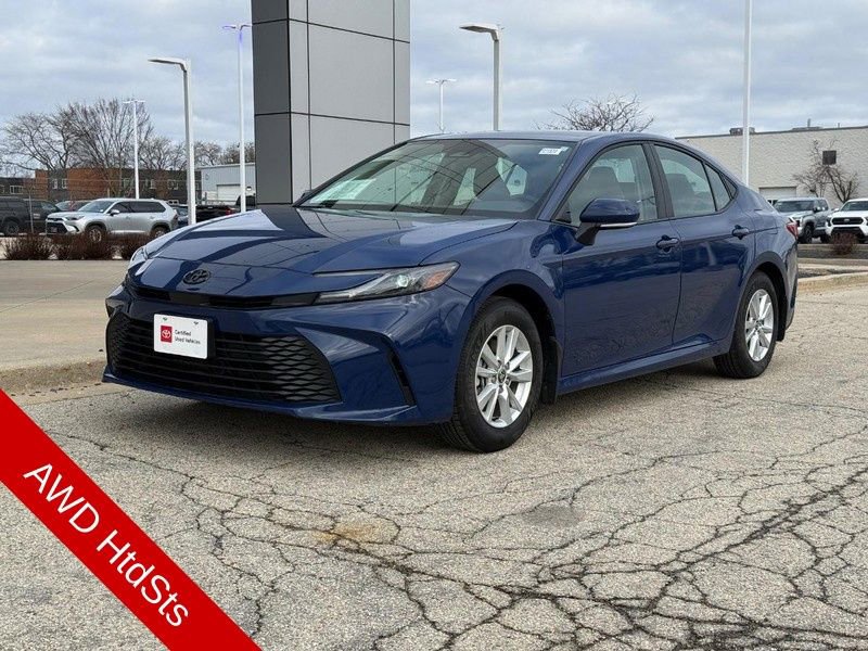 Used 2025 Toyota Camry LE w/ Convenience Package image 7