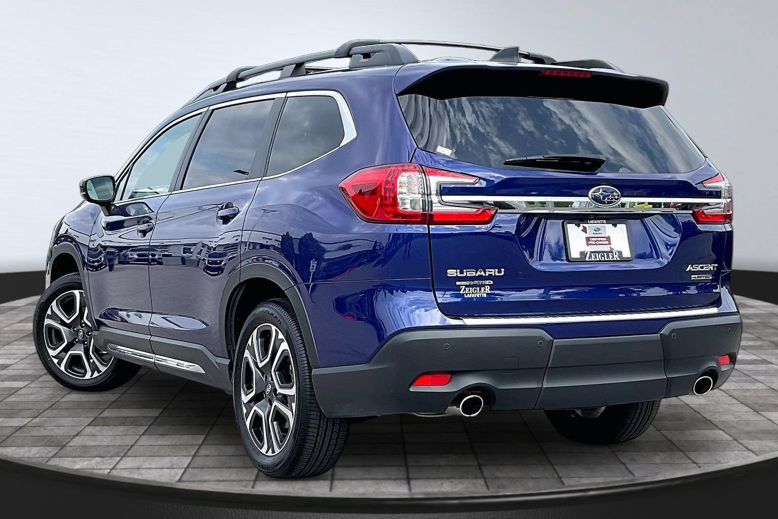 Certified 2026 Subaru Ascent Limited AWD/4WD image 11