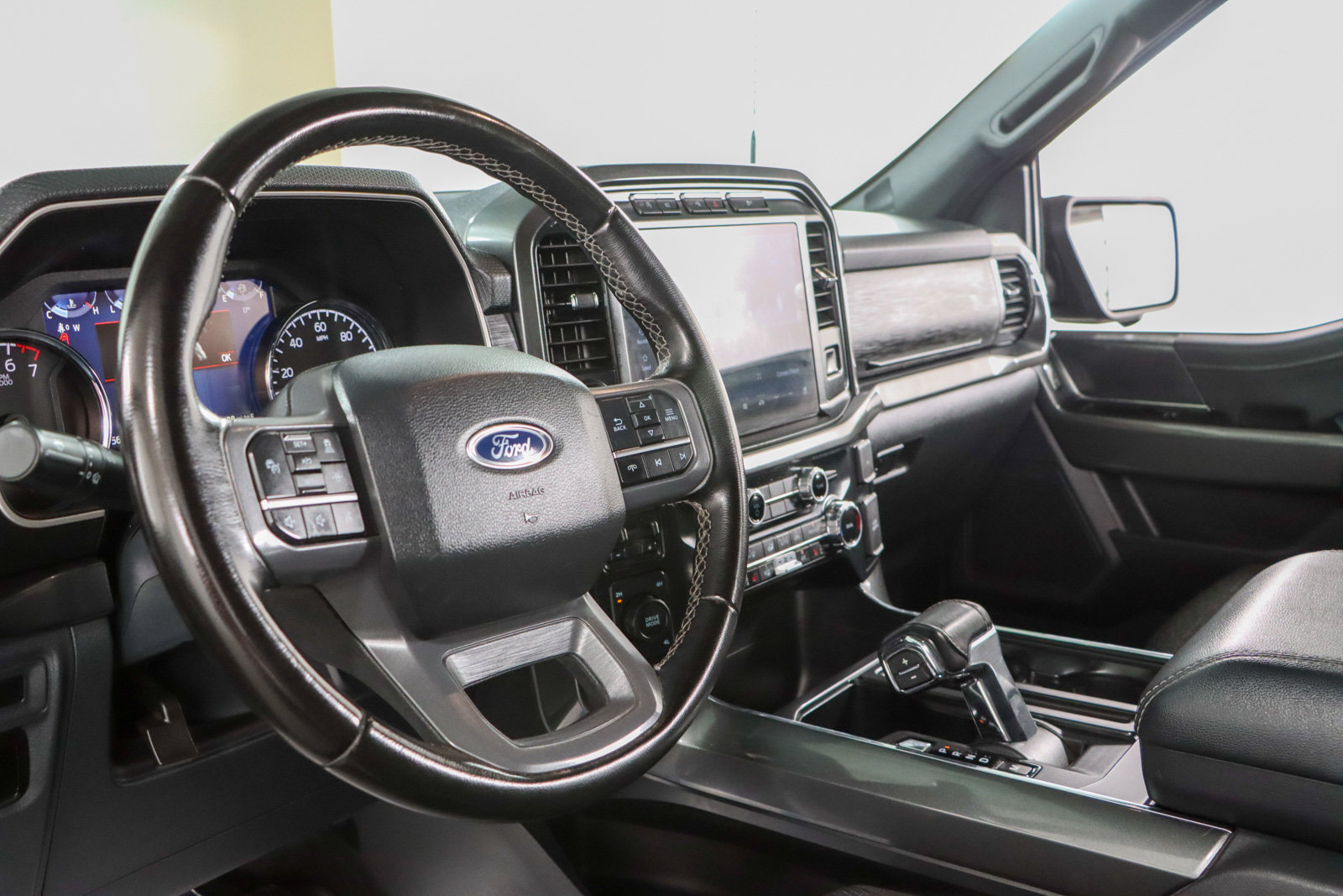 Used 2023 Ford F150 XLT w/ Equipment Group 302A High AWD/4WD image 25