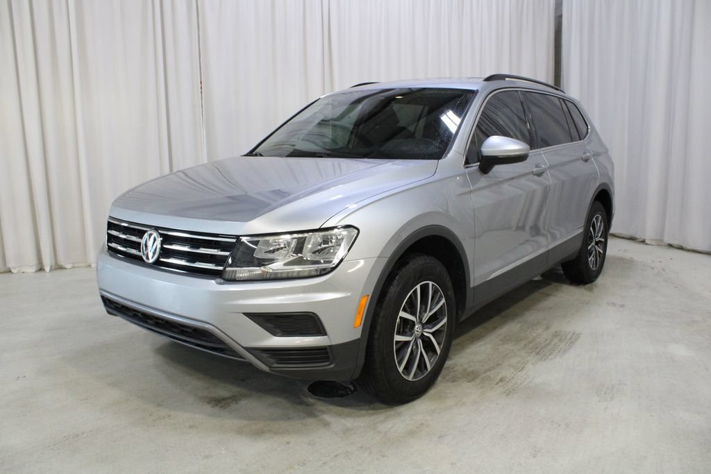 Used 2020 Volkswagen Tiguan SE AWD/4WD image 35