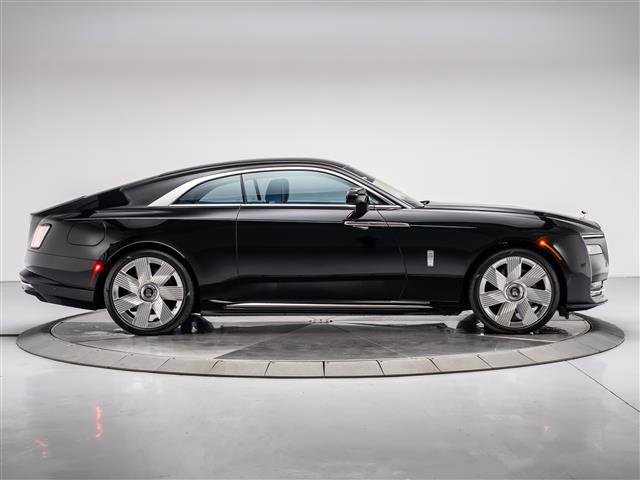 Used 2025 Rolls-Royce Spectre w/ Spectre Enhancement Package image 6