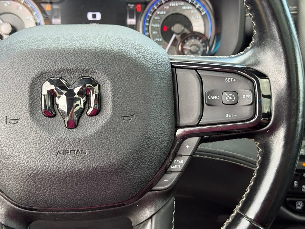Used 2022 RAM 1500 Limited w/ Night Edition AWD/4WD image 18