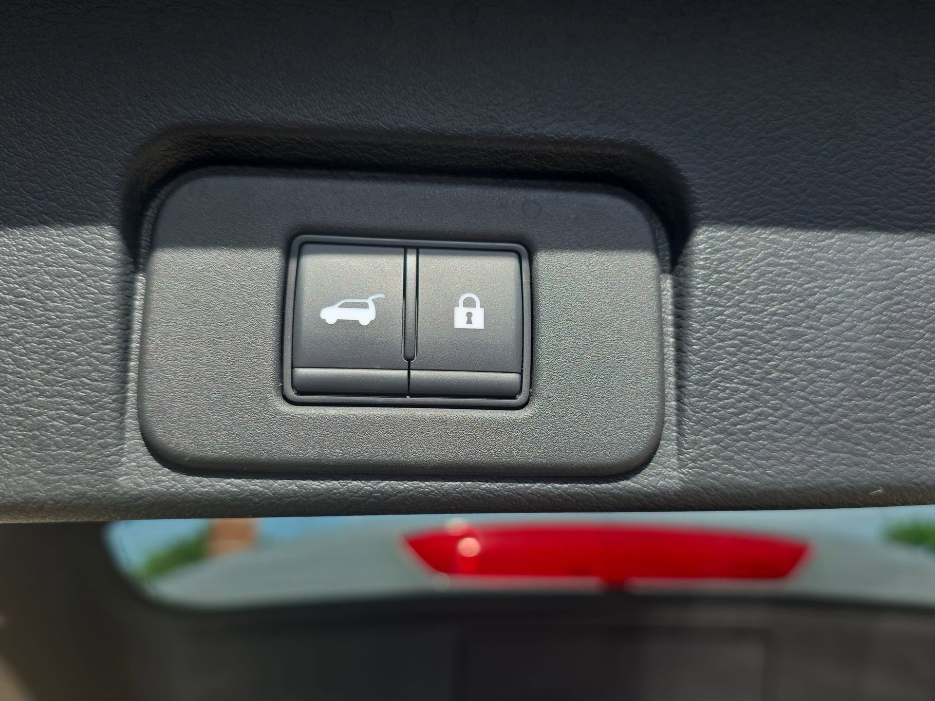 Used 2024 Nissan Rogue Platinum w/ Platinum Premium Package FWD image 13