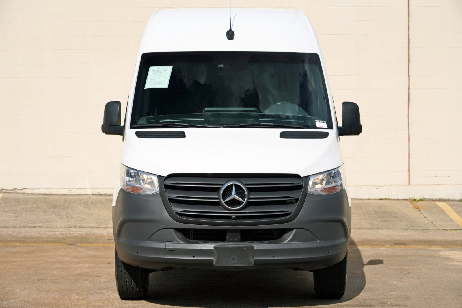 Used 2023 Mercedes-Benz Sprinter 2500 image 42