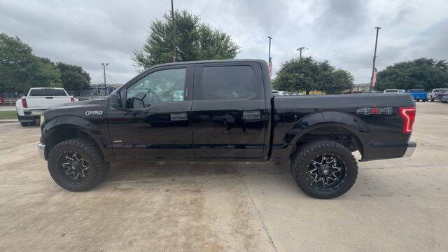 Used 2017 Ford F150 XLT AWD/4WD image 5