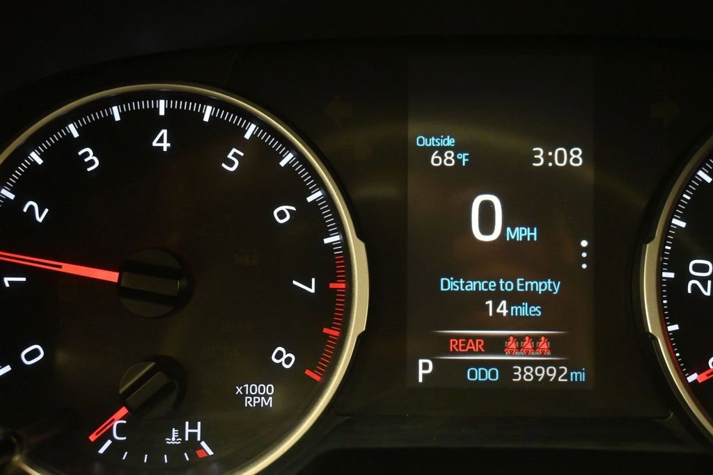 Used 2019 Toyota RAV4 LE w/ All Weather Liner Package AWD/4WD image 16