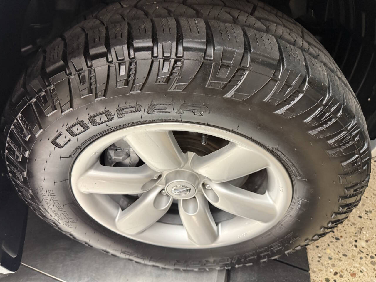 Used 2012 Nissan Armada SV AWD/4WD image 20