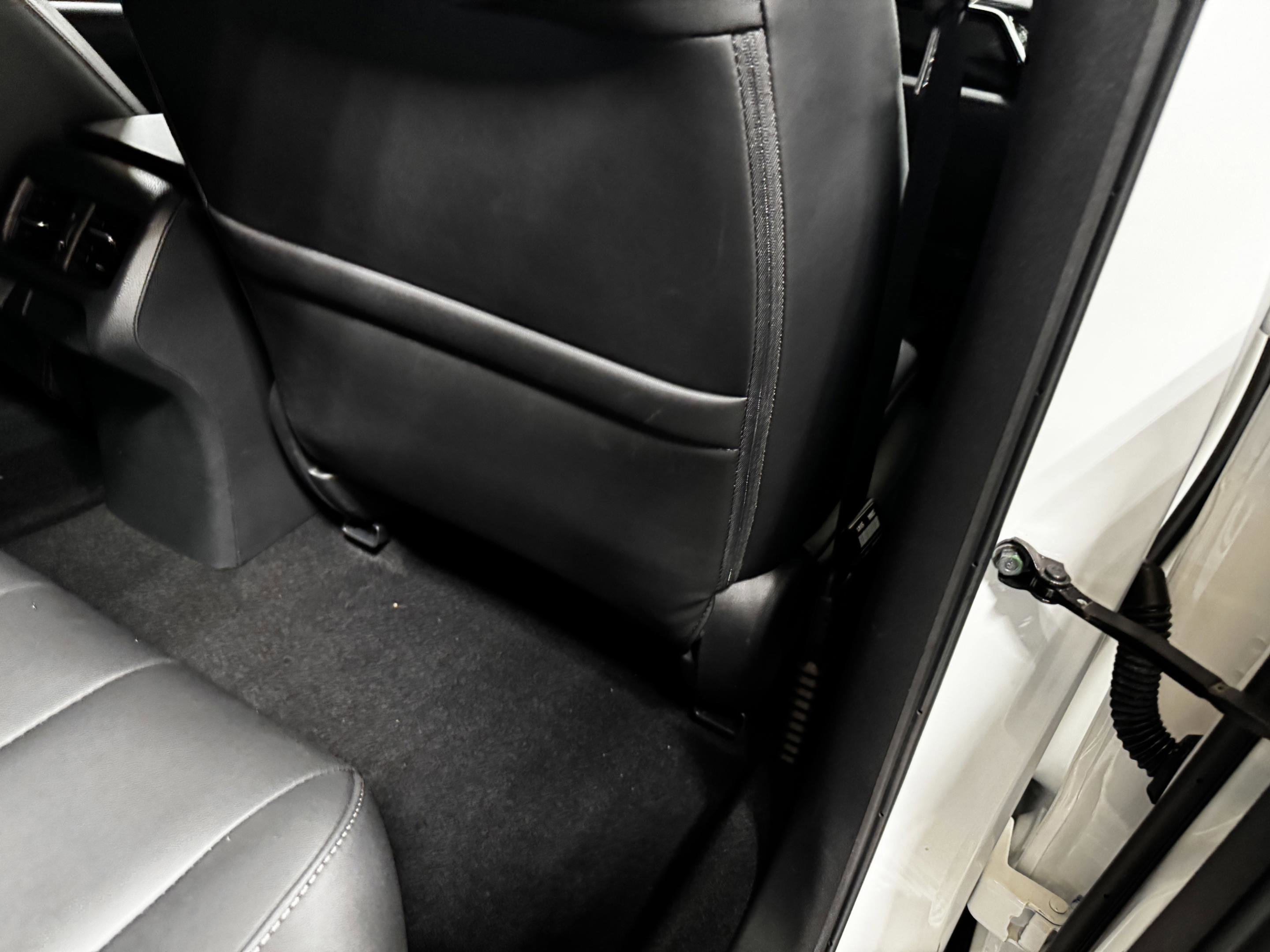 Certified 2025 Acura ADX AWD image 16