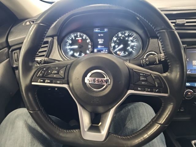 Certified 2018 Nissan Rogue SV AWD/4WD image 13