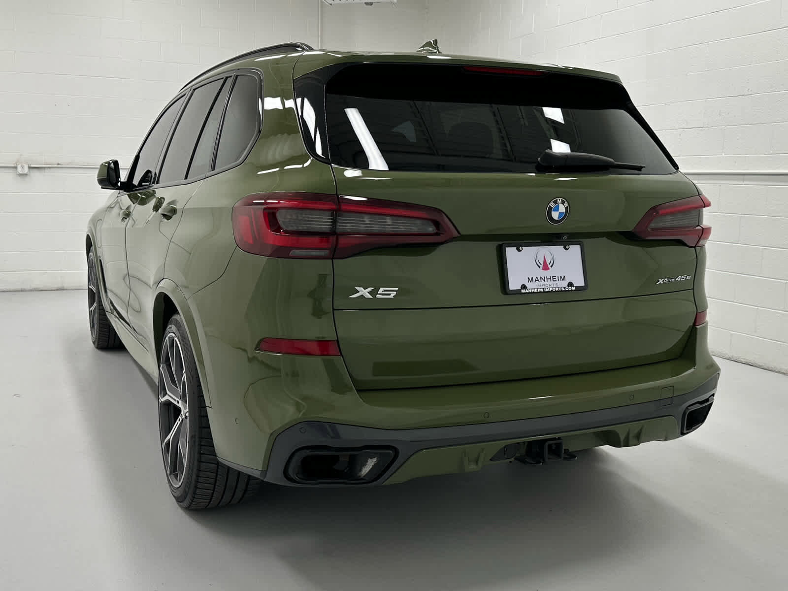 Used 2021 BMW X5 xDrive45e w/ M Sport Package image 8