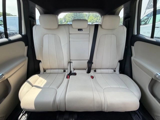 Used 2022 Mercedes-Benz GLB 250 4MATIC image 13