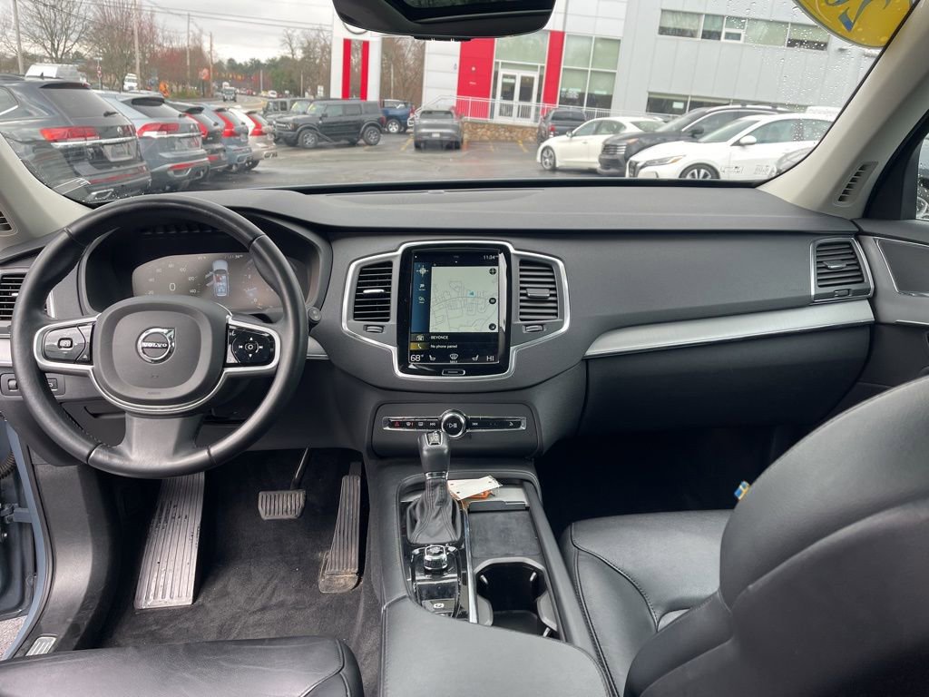 Used 2022 Volvo XC90 T5 Momentum AWD/4WD image 28