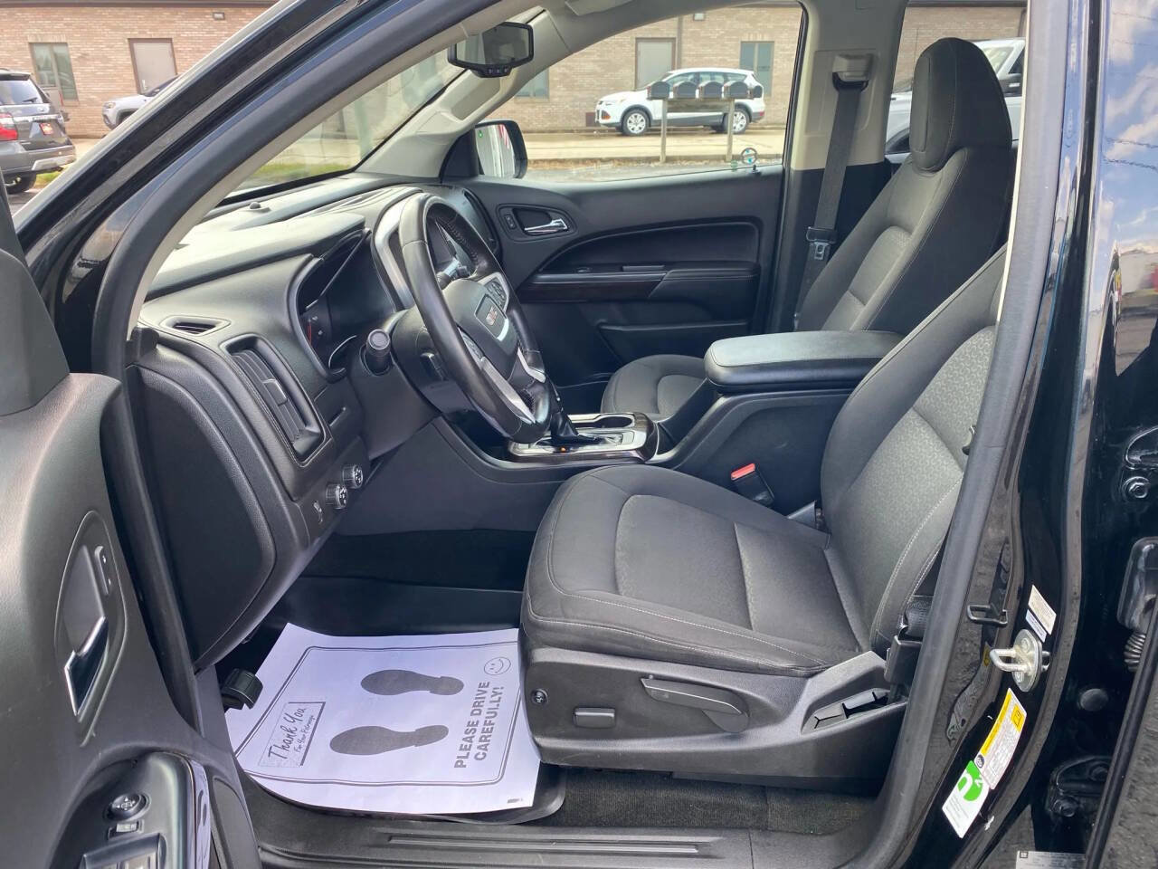 Used 2016 GMC Canyon SLE image 14