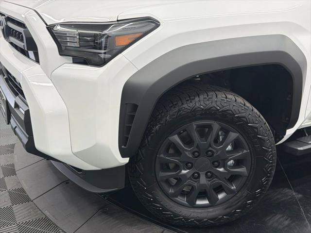 Certified 2026 Toyota 4Runner SR5 AWD/4WD image 5