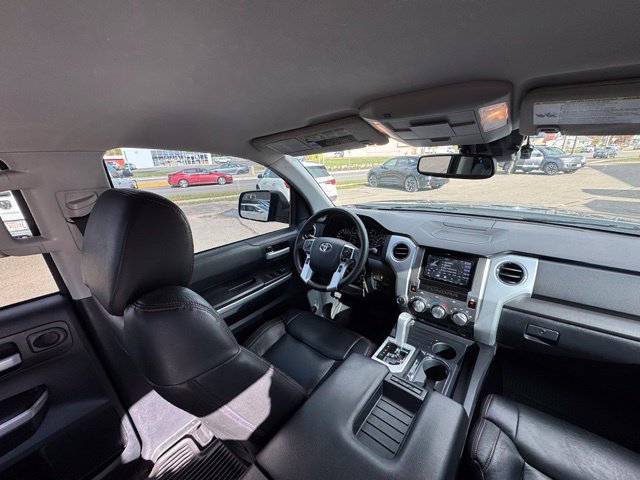 Used 2018 Toyota Tundra SR5 w/ SR5 Upgrade Package AWD/4WD image 24