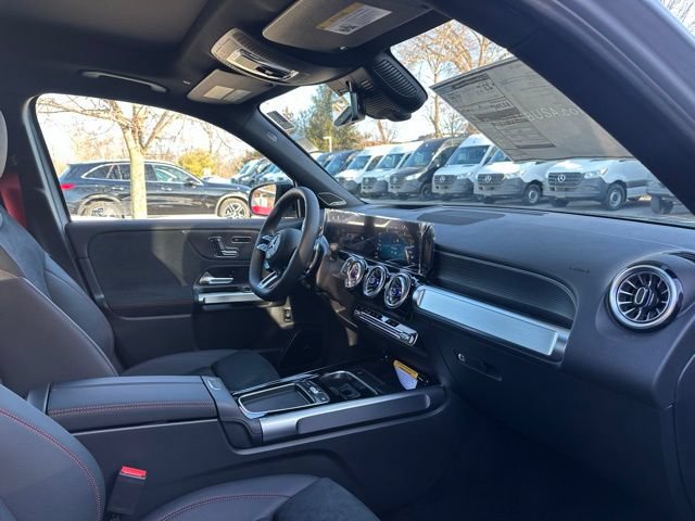 New 2026 Mercedes-Benz GLB 35 AMG 4MATIC image 30