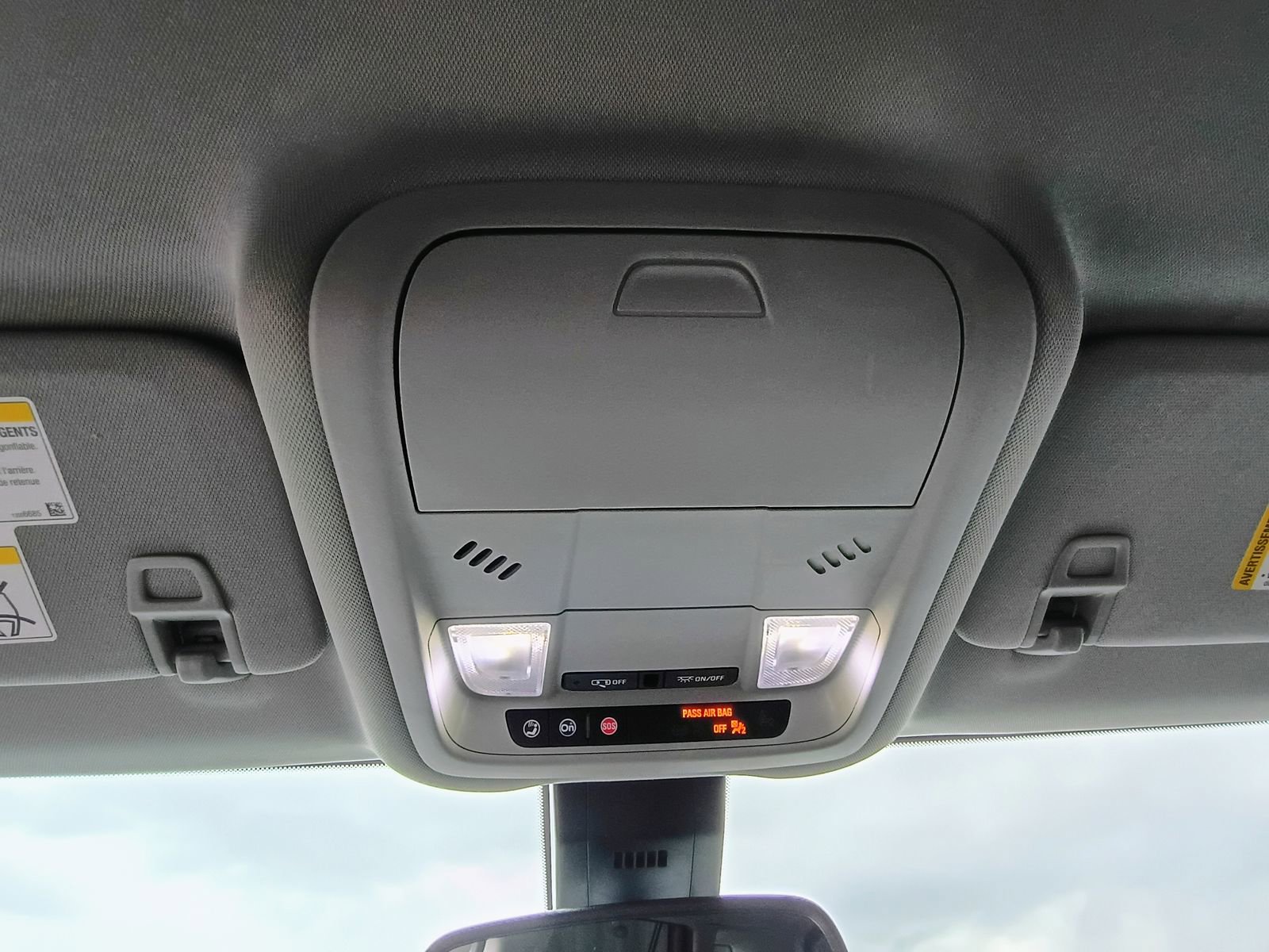 Used 2020 GMC Terrain SLE w/ Driver Convenience Package image 25