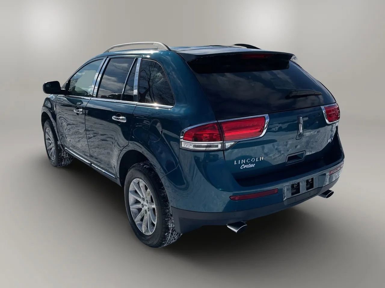 Used 2011 Lincoln MKX 2WD w/ 101A Rapid Spec Order Code image 4
