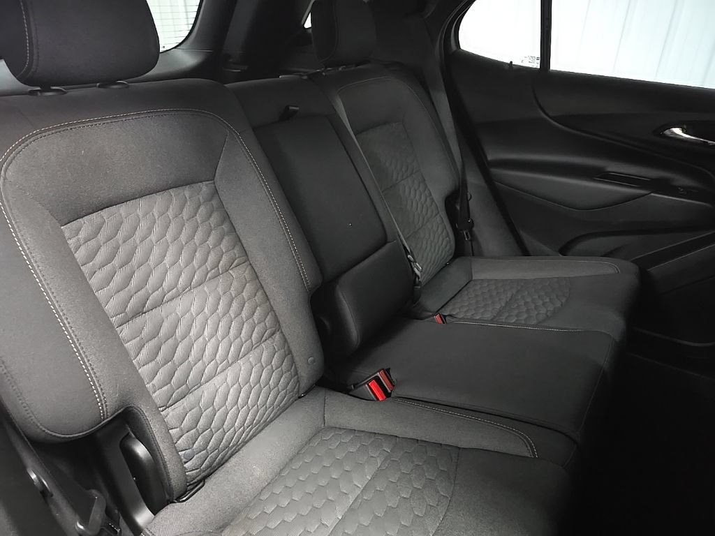 Used 2020 Chevrolet Equinox LT AWD/4WD image 16