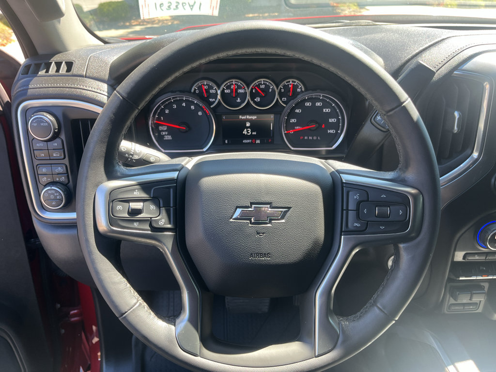 Used 2021 Chevrolet Silverado 1500 RST w/ Safety Package AWD/4WD image 23
