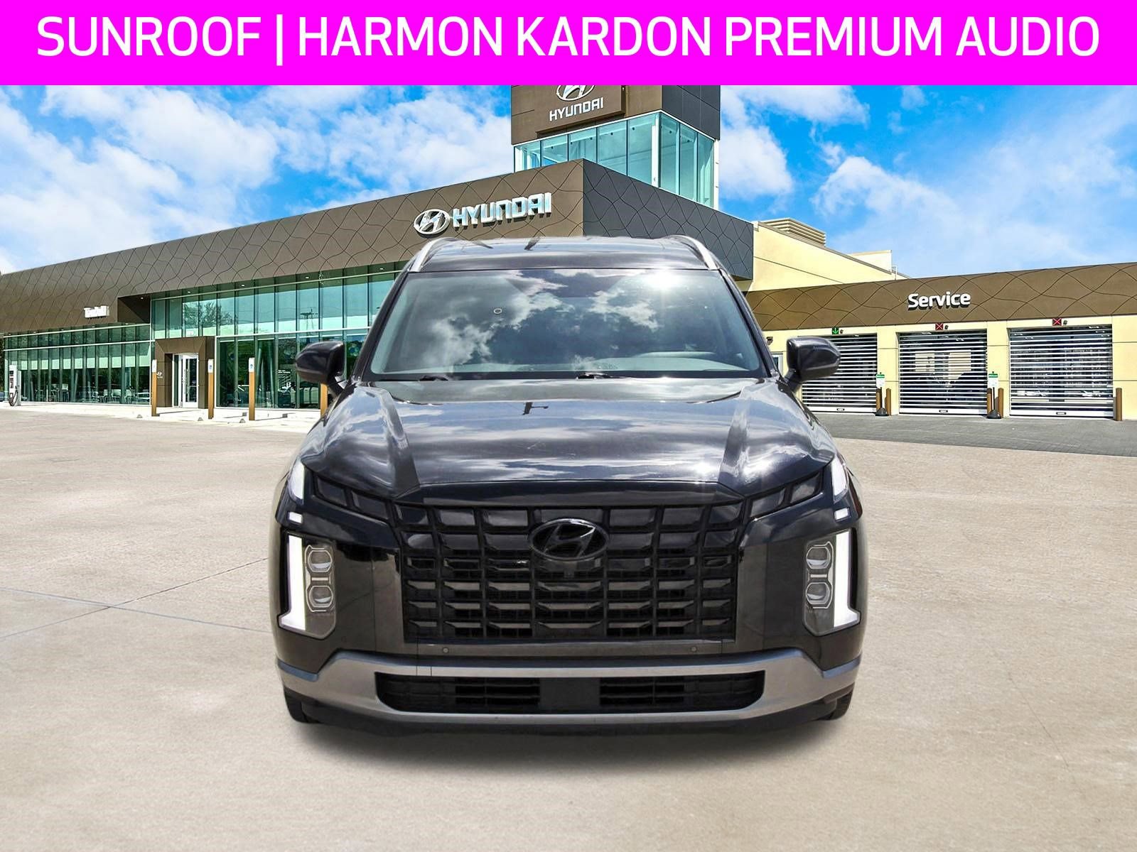 Used 2024 Hyundai Palisade SEL w/ Premium Package image 2