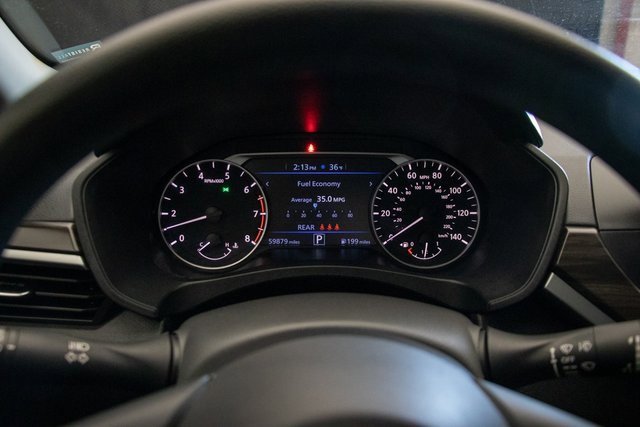 Used 2024 Nissan Altima 2.5 SV image 30