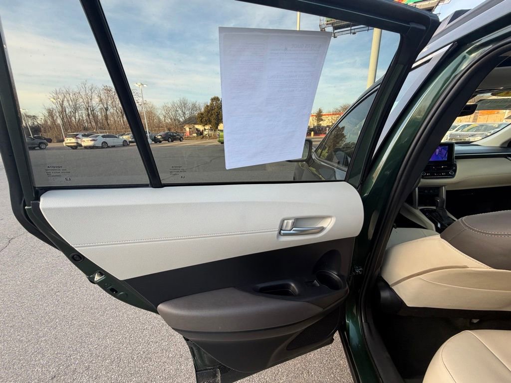 Certified 2024 Toyota Corolla Cross XLE w/ Convenience Package image 34