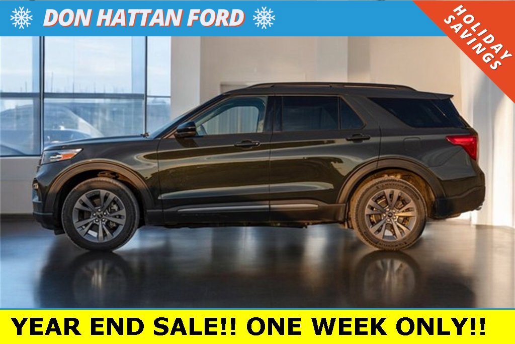 Used 2023 Ford Explorer XLT w/ Equipment Group 202A image 2