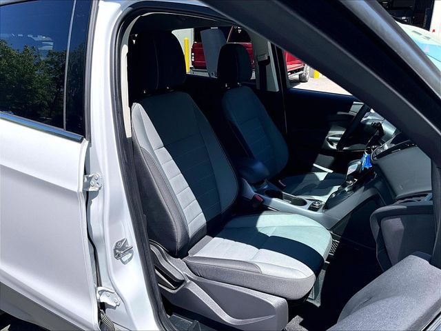 Used 2016 Ford Escape SE w/ Equipment Group 201A AWD/4WD image 7