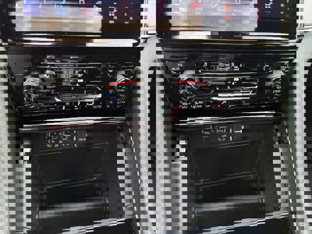 New 2025 Jeep Grand Cherokee Limited image 37