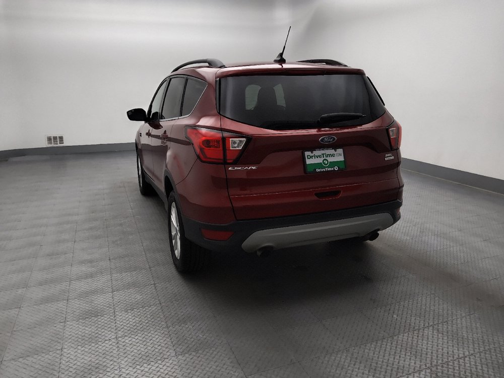 Used 2019 Ford Escape SEL FWD image 6