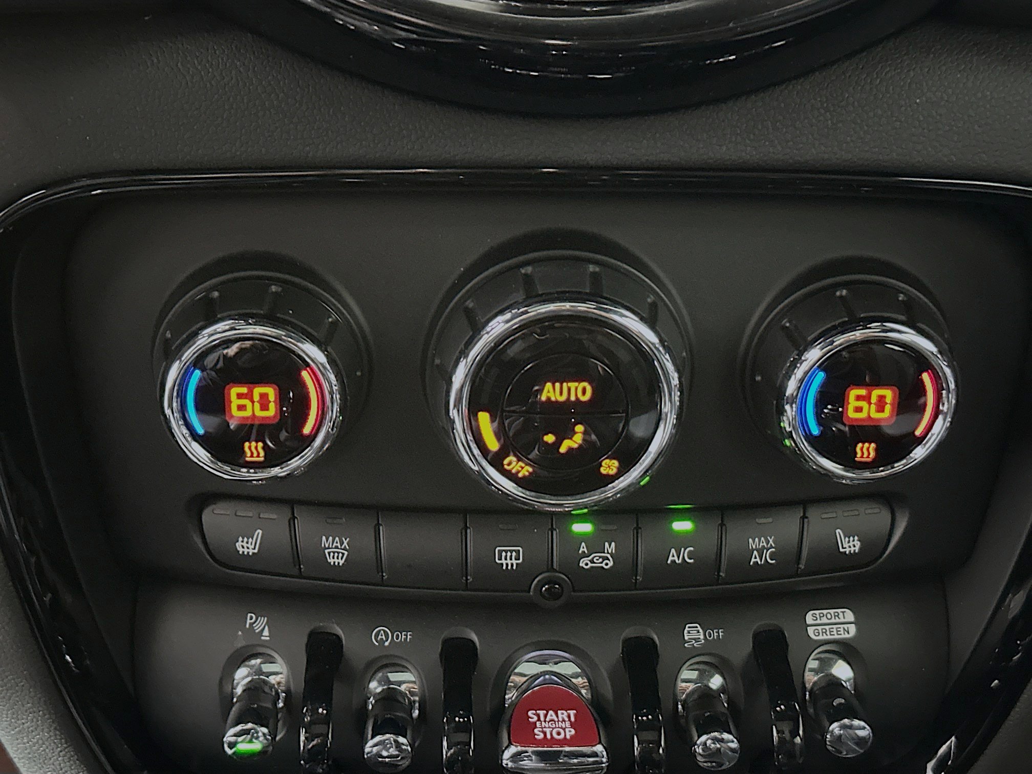 Used 2024 MINI Cooper Clubman S w/ MINI Untold Edition image 22